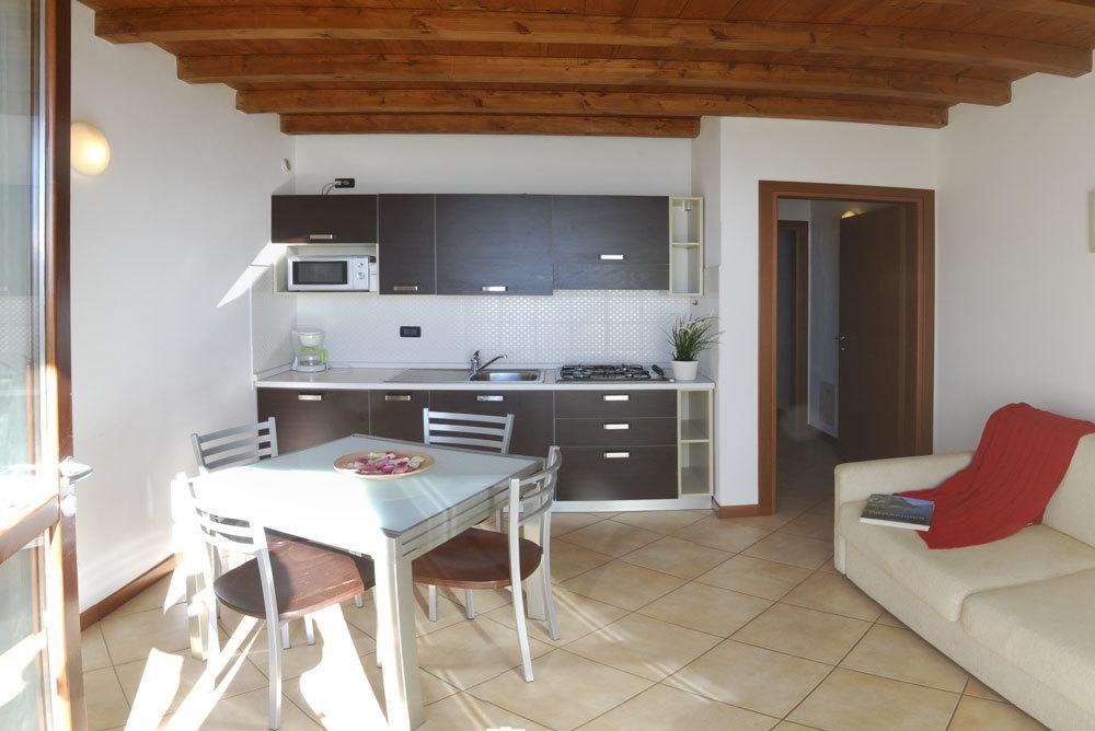 Residence Mirena - Rebomaholidays Tignale Exterior foto